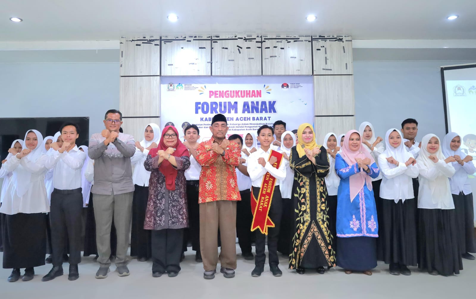 Forum Anak Aceh Barat Dikukuhkan, Bukhari: Suara Anak Adalah Suara Masa Depan